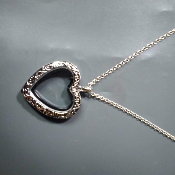 Floating lockets - Picture 3 of 8